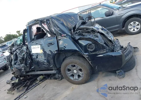 2018 Chevrolet Tahoe Lt z USA, uszkodzony, nr VIN 1GNSKBKC3JR397794